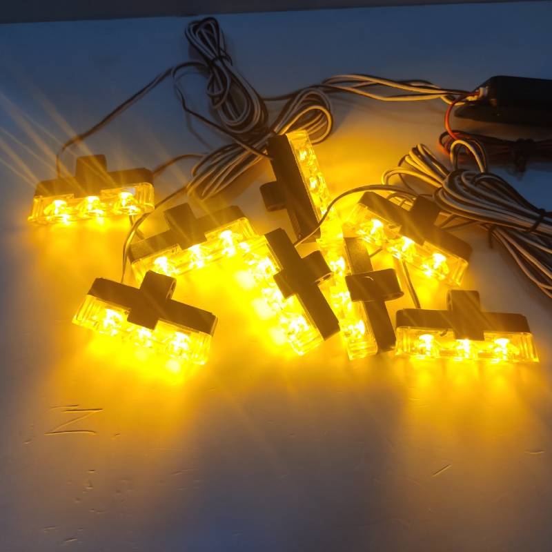 Set 8 lumini stroboscop galbene grila, telecomanda, 7 functii, 12V