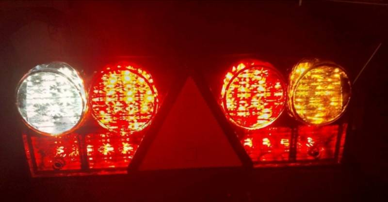 Set 2 lămpi stopuri LED tip Europoint II SV168, pentru camion, remorcă, autobuz, 12V-24V 04